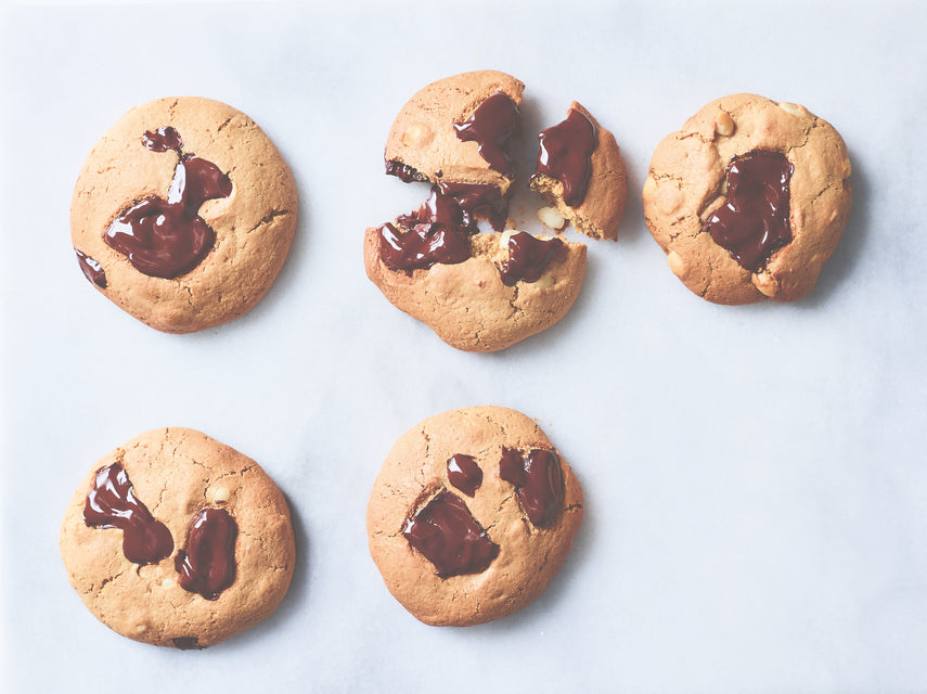 Guilt-free goodies – gorge on Luke Hines' GF DF RSF LC Golden Chocadamia Cookies